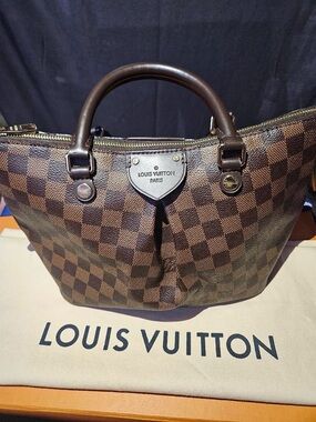 Authentic Preowned Louis Vuitton Sienna PM